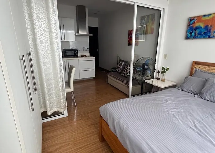 Unit In Makati Apartment